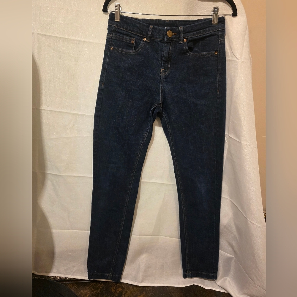 Bershka Denim Collection Dark Wash Jeans.  EUC.